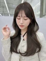 アイヴィ 表参道(IVY)&nbsp;くびれロングレイヤー顔周りカット透明感オリーブグレージュ