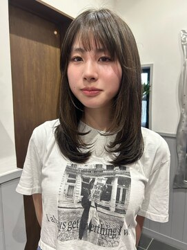 ラパンセ ブラン(LA PENSEE BRUN) ミディアムレイヤー