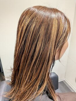 ヘアーメイク グラッツィアシエロ(hair make Grazia cielo)の写真/脱白髪染めハイトーンカラーで白髪ぼかし☆