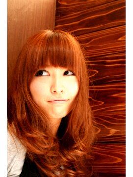 モージョシザーズ(Mojo scissors) 重いシルエットのつやつやロング