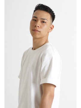 にもう アップバンクショートスキンフェードカットアイロンパーマN2