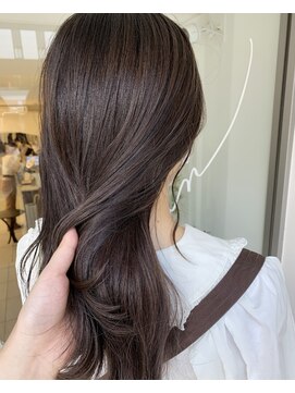 インビテーション(invitation) マロンベージュ