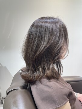 ロエ 平尾山荘(loe) 【脱白髪染めハイライト】×くびれレイヤー/平尾/高宮/薬院