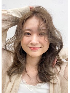 アンリ(Anli) 【tomomi*ベージュ*ブリーチカラー*ミルクティーベージュ】