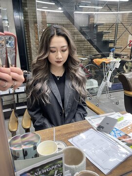 ラフ(LAFF) #バレイヤージュ#グレージュカラー#ボブウルフ#ココアベージュ