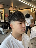 フランクスバーバーリベラルド 横浜(FRANK'S BARBER LIBERALD)&nbsp;MEN’S HAIR /ブルーブラック/スペインカールハイライトメッシュ