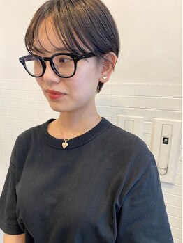 スガタ(SUGATA)の写真/くせや骨格のバランスを考慮した、高度なカット技術でご要望にお応え！女性らしい繊細なシルエットに♪
