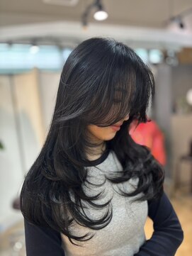 メリー オオサカ(Merly Osaka) butterfly layer cut