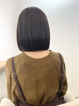 リリス(Lilith) ストレートボブ