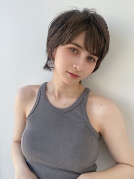 ヴィオットバイサロン(Viot by Salon) *くびレイヤーエモージュ愛されショートボブ艶髪