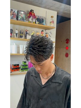 イーラ(era) フェザーパーマパーマ/メンズ/刈り上げ/眉毛/ツイスト