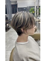 エス 天満扇町(esu)&nbsp;ah93 似合わせショート　30代40代50代　大阪ショート