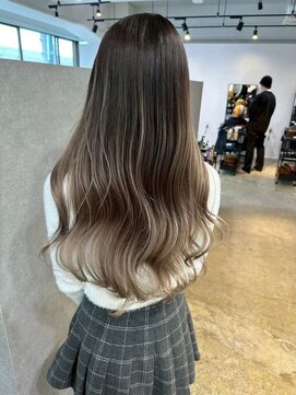 メリー オオサカ(Merly Osaka) バレイヤージュ