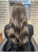 銀座大人女性に支持率◎透明感シアーベージュと潤う美髪ロング