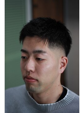 ニューオールド 三軒茶屋(NEW OLD) ミドルスキンフェード