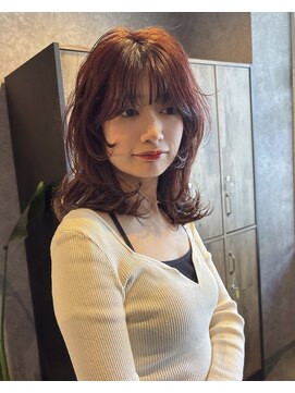 シック(chic.) ミディアムレイヤー/ウルフパーマ/レイヤーボブ/ショートボブ