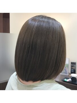 ウィロー(WILLOW) 【WILLOW】ミルクティーベージュ(井下貴史)