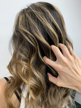 アディション 渋谷(ADITION) 【ADITION渋谷】スペシャルバレイヤージュカラー！