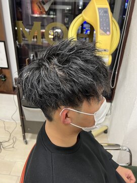 グルーマーズトウキョウ(GROOMER/S TOKYO) 【GROOMER/S 佐藤】 ツイストスパイラルパーマ スタイル