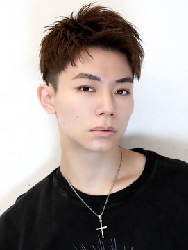 アーリー(Ali'i) 爽やかツーブロックハーフアップバングショート