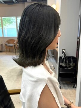 リッチ 菊名店(Rich) オリーブグレージュ 透明感カラー くびれヘア 外ハネミディ