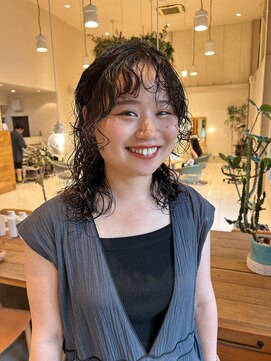 ニーナバイスニップ(Nina by Snip) ウルフパーマ