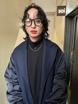 ソイ コンク 下北沢(soi conc) 【nuance perm】ミディアムウルフ_ブルーブラック_ゆるめパーマ