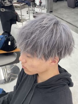 グラム 岡崎北店(gram) メンズブリーチシルバーカラー