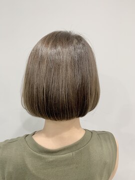 バトー バイ トリコ 船橋北口店(BATEAU by tricot) @ミニボブ@プツッとボブ@ブリーチなしミルクティーカラー