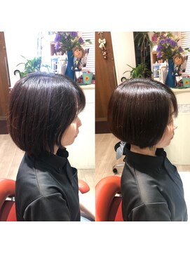 ヘアーサロン ダダ(hair salon DaDa) 20代30代40代大人かわいいツヤ感前下がり小顔ショート