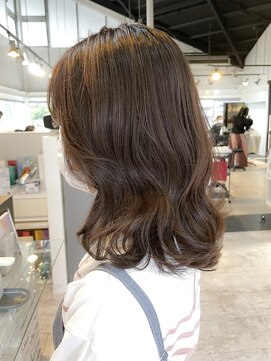 モア 岡崎(more) 柔らかブラウンベージュ／mOre牧野