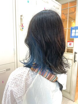 ナンバー ユアイロ 川崎(N° uairo) 【池田】インナーカラーblue
