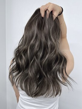 サイン 表参道(SIGN) レイヤーカットイヤリングカラーインナーカラーケアブリーチ