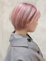 イル(ill)&nbsp;ペールピンク　耳掛けショート　透明感　大須