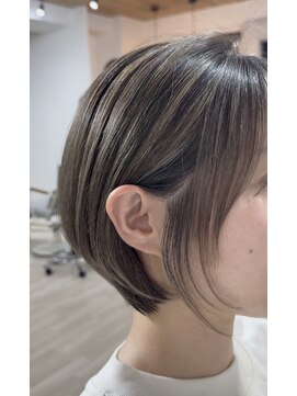 エメヘアデザイン ルイス(Aimer Hair Design Lewis) 白髪ぼかし/ハイライト/弘前市