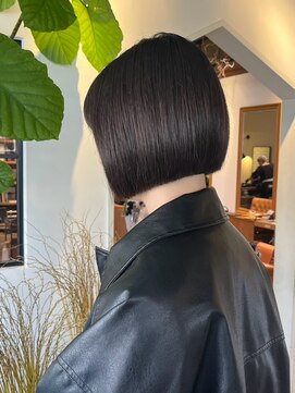 ラーサ(LaHzA) マッシュパーマウルフパーマレイヤーパーマくるくるパーマボブ