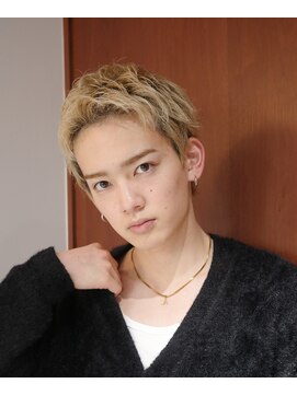 オーパスバイアンブルリュクス 池袋(Opus by ambleluxe) スパイキーショート/アップバングショート/ブロンドヘア