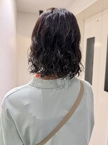 エミス バイ メルト 吉祥寺(emis by melt)&nbsp;[石川]吉祥寺ミディアム水パーマブリーチなしオリーブベージュ