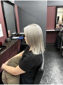 ホワイトカラー　透明感　ケアブリーチ　ダブルカラー　秦野
