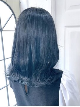 ウーロス(uros.) ブルーブラック