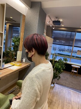 ブロッサム 東中野店 透明感カラー★20代30代ハイライトグレージュ小顔ショート