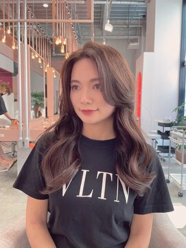 ウィクシーミミ 栄矢場町店(wixy mimi) 【wixy mimi/栄 矢場町/SHOYA】夏の透明感女子