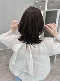 くびれヘアくびれミディ外はねミディアムボブ透明感ヘア