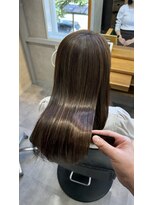 クララ(CLALA Ohashi)&nbsp;艶感が倍増する髪質改善トリートメント【古賀義大】