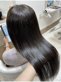 髪質改善で大人の艶髪へ【自慢のツヤ髪をさらに美しく】