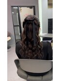 ハーフアップスタイル