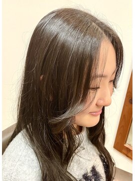 プルクレ(Pulchre) 艶髪ロングスタイル