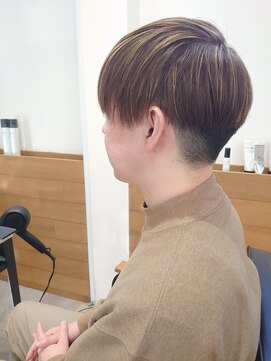 レーノ(leno) 刈り上げマッシュハイライト【広島五日市レーノ 左田野徹】