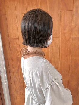 エン(enn.)の写真/大人女性の髪のお悩みを解決！髪のダメージを抑えながら、ツヤ・ハリのある美しい仕上がりにしてくれる♪