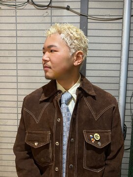 アース 高円寺店(HAIR & MAKE EARTH) スパイキーショート×ホワイト｛@02st96｝